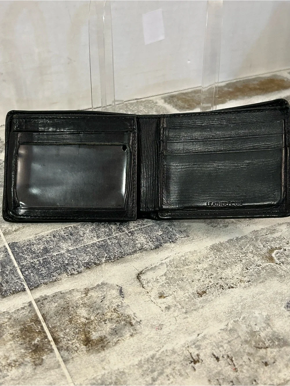 Calvin Klein Black Leather Bifold Card Holder with Stitch Trim